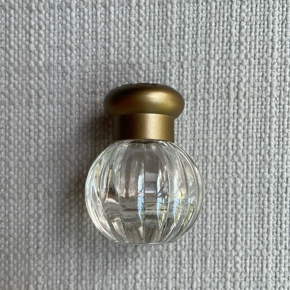 TOCCA cleopatra 5ml miniature fragrance - Picture 6 of 8
